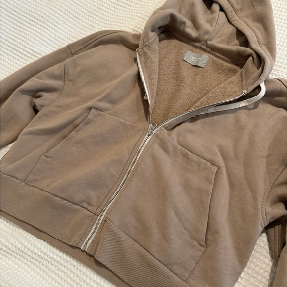 Everlane Boxy Sweatshirt - Picture 4 of 5